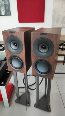 DIFFUSORI KEF Q CONCERTO META - ALTRA MUSICA di fabio fabris